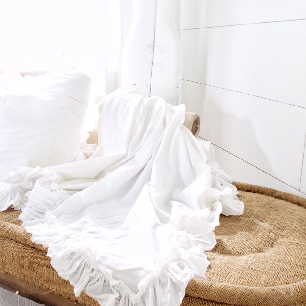 SIMPLY FRENCH Market  White 4 Corners Ruffled Furniture/throw. Cotton 110×60